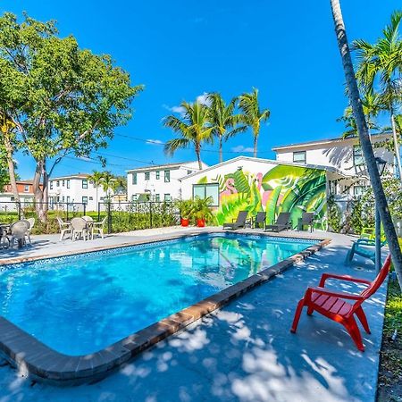 Apartmán Renovated Apts With Kitchen, Fast Wifi, Smart Tv, Roku & Pool Onsite 4 Mi To Surfside Beach North Miami Exteriér fotografie