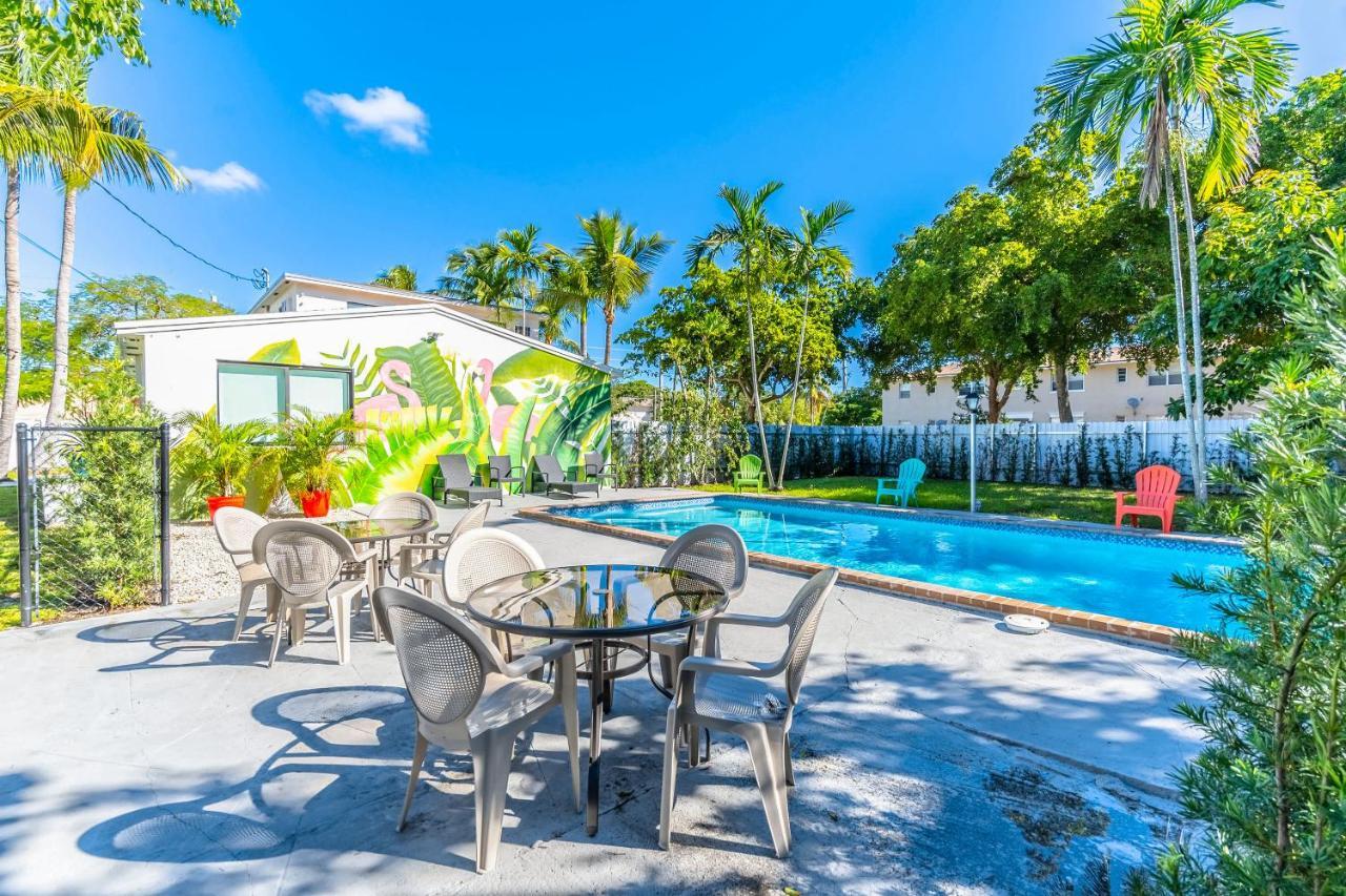 Apartmán Renovated Apts With Kitchen, Fast Wifi, Smart Tv, Roku & Pool Onsite 4 Mi To Surfside Beach North Miami Exteriér fotografie